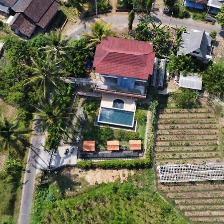 Pondok Isoke Bunggalow Banyuwangi  Exterior foto