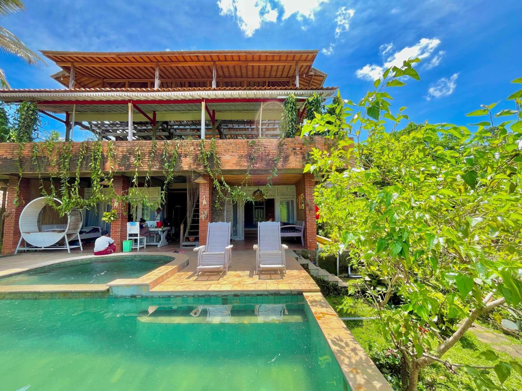 Pondok Isoke Bunggalow Banyuwangi  Exterior foto