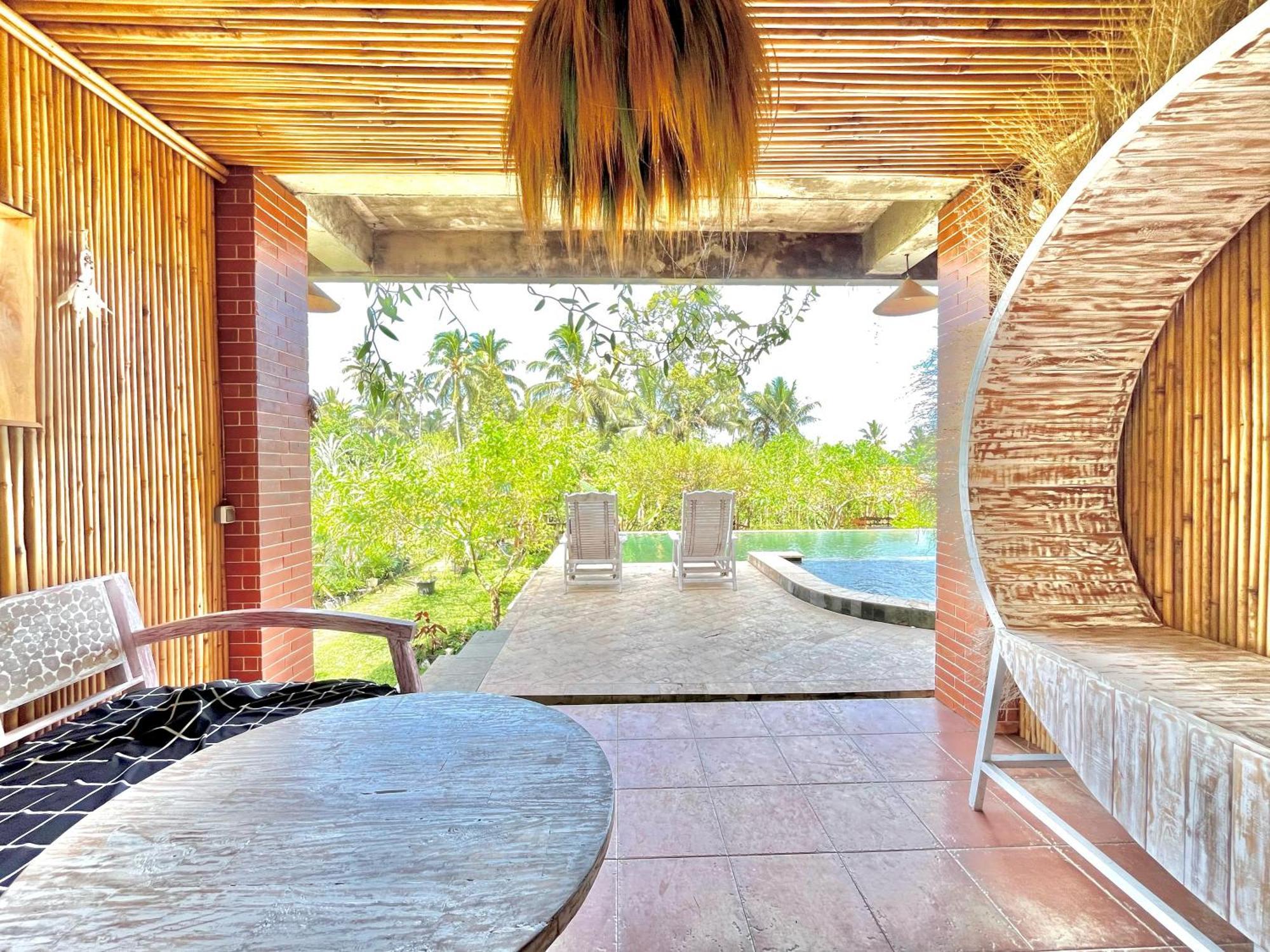 Pondok Isoke Bunggalow Banyuwangi  Exterior foto